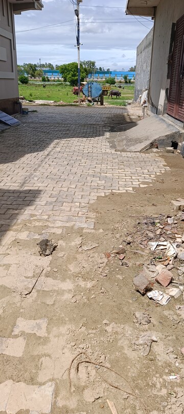 Master Bedroom in 3 BHK Villa at Vrindavan Garden, Sector 16b Greater Noida – for Sale