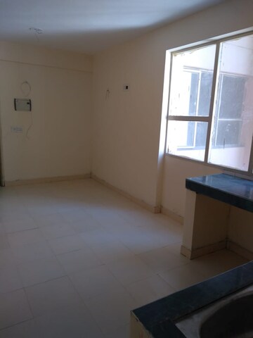 Room in 2 BHK Apartment at Adore Happy Homes, Sector 86 – for Sale