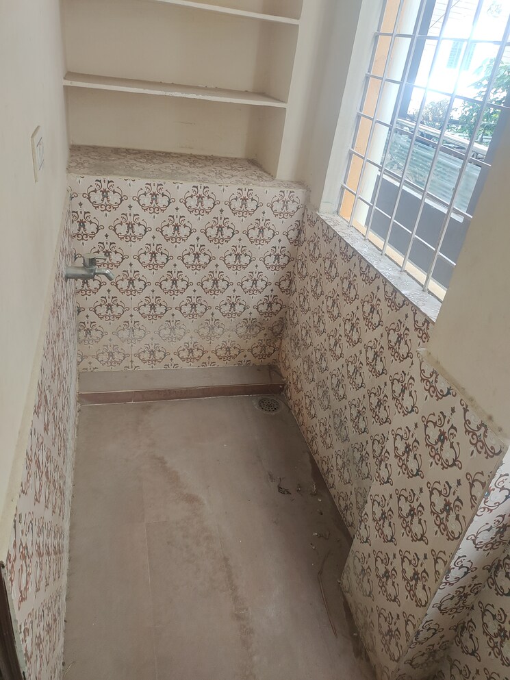 Bathroom, saket-township 6 Bedroom 120 Sq.Yd. Independent House In Kapra Hyderabad 7268218