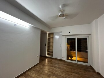 Room in 2 BHK Apartment at Stellar Mi Citihomes, Omicron Iii Greater Noida – for Sale