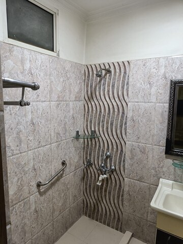 Bathroom in 3 BHK Apartment at Emaar Emerald Estate, Sector 65 – for Sale