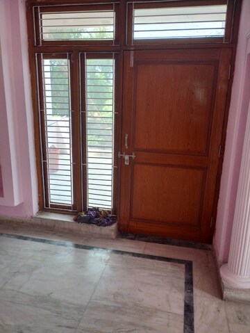 Room in 3.5 BHK Builder Floor at Raj Nagar – for Sale