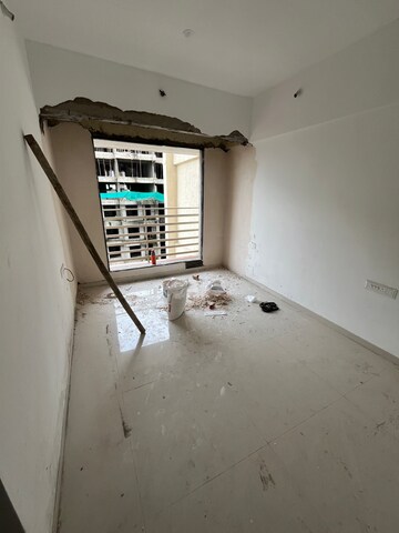 Furnished Amenities in 2 BHK Apartment at Vikas Ritz, Wayle Nagar – for Sale
