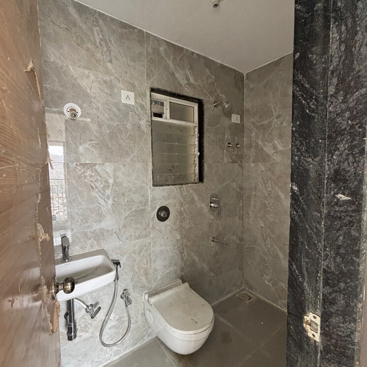 Bathroom, shraddha-polaris 1 Bedroom 422 Sq.Ft. Apartment In Tagore Nagar Mumbai 7268674