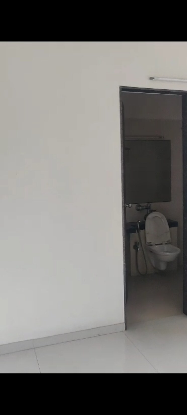 Bathroom, kapur bawdi 4 Bedroom 1490 Sq.Ft. Apartment In Kapur Bawdi Thane 7268700