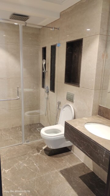 Bathroom in 3 BHK Apartment at Lokhandwala Infrastructure Minerva, Mahalaxmi – for Sale
