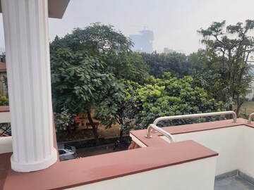 Balcony in 6+ BHK Villa at Sushant Lok 3, Sector 57 – for Sale