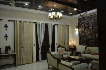 Master Bedroom in 3 BHK Apartment at Jaypee Greens Star Court, Jaypee Greens – for Sale