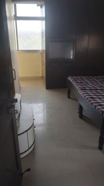 Kitchen in 2.5 BHK Apartment at Mayur Vihar 1 – for Sale