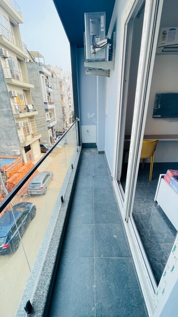 Balcony in 1 RK Independent House at Sushant Lok 2, Sector 57 – for Rent