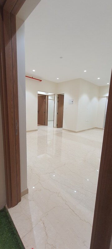 Room in 2 BHK Apartment at Sahajanand Arista, Goregaon West – for Sale