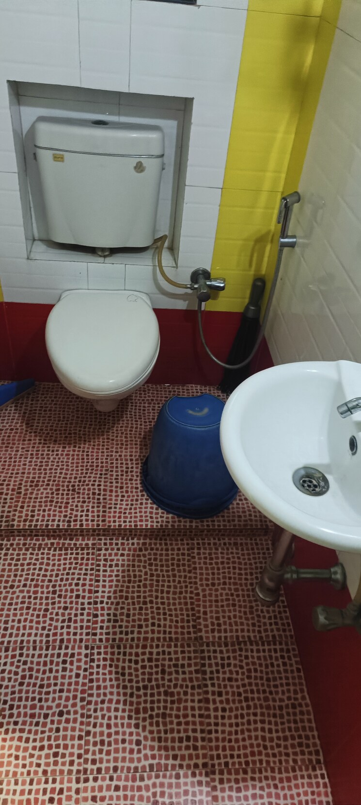 Bathroom, kores-tower 2 Bedroom 950 Sq.Ft. Apartment In Vartak Nagar Thane 7269241