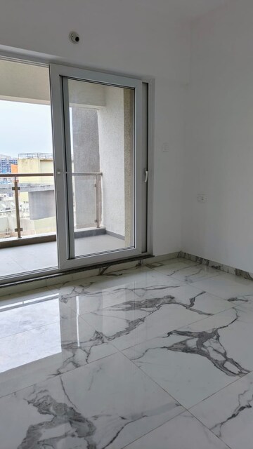 Room in 3 BHK Apartment at Pride Platinum I And J, Baner – for Sale