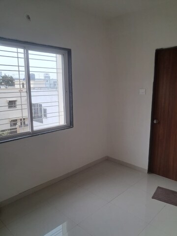 Room in 3 BHK Apartment at Deolali – for Sale
