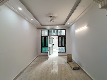 Room in 3 BHK Builder Floor at Green Fields Colony – for Sale