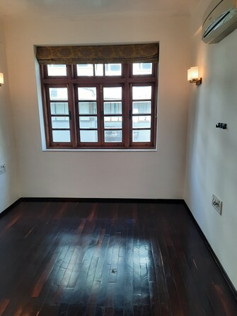 2 BHK Apartment For Resale in Harbour Heights Colaba Mumbai  7269421