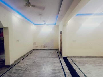Room in 3.5 BHK Builder Floor at Sainik Colony – for Sale