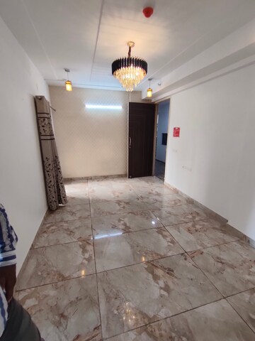Room in 2 BHK Apartment at Divyansh Onyx, Gyan Khand – for Sale