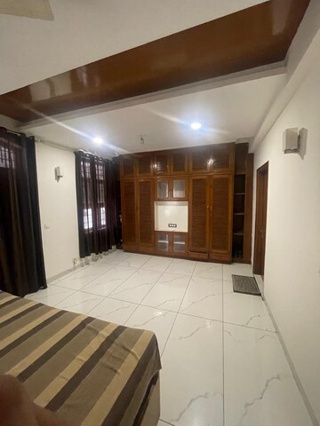 Kitchen in 5 BHK Villa at SS Mayfield Gardens, Sector 51 – for Sale