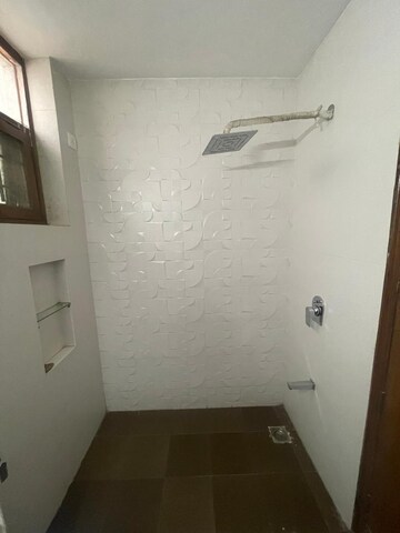Bathroom in 5 BHK Villa at SS Mayfield Gardens, Sector 51 – for Sale