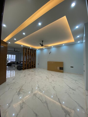 4 BHK Builder Floor For Sale in Sector 8
