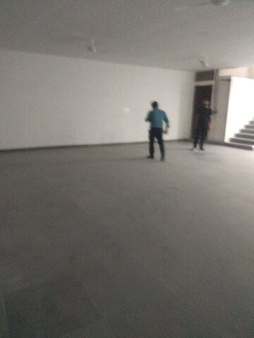 Room in 6+ BHK Independent House at New Friends Colony – for Sale