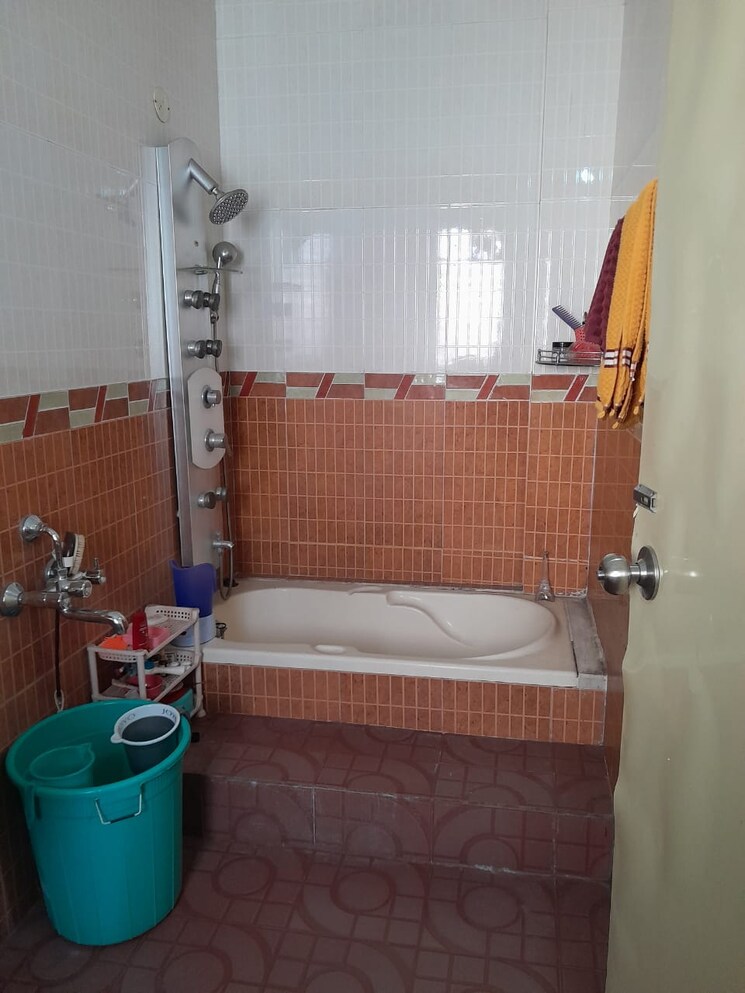 Bathroom, krantiveer-tatya-tope-chs 4 Bedroom 2400 Sq.Ft. Independent House In Wanowrie Pune 7271264