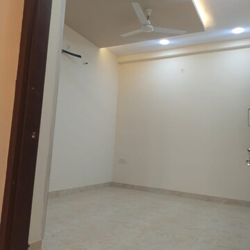 Room in 3 BHK Villa at Mansarovar Extension – for Sale