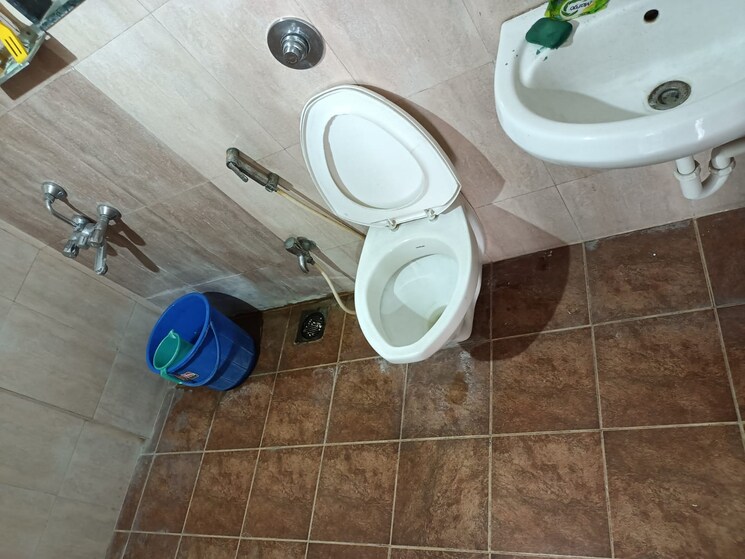 Bathroom, suyash-nisarg-phase-i 2 Bedroom 1025 Sq.Ft. Apartment In Hadapsar Pune 7271375