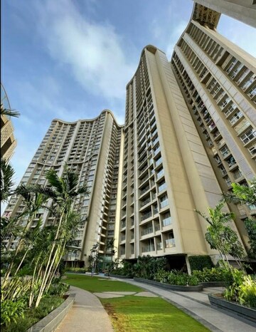 4 BHK Apartment – Exterior View View at Runwal Elegante, Andheri West - for Sale