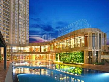 Swimming Pool in 5 BHK Apartment at Runwal Elegante, Andheri West – for Sale