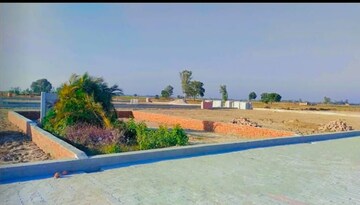  Plot For Sale in Wazirganj