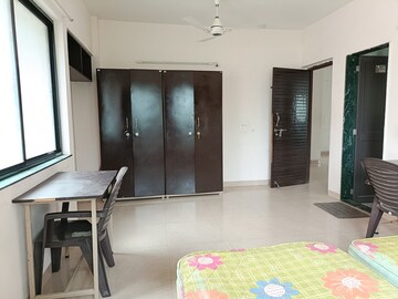 Bedroom in 2 BHK Builder Floor at Airport Road – for Rent