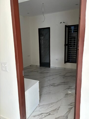 Room in 3 BHK Independent House at LudhianA-Chandigarh Hwy – for Sale