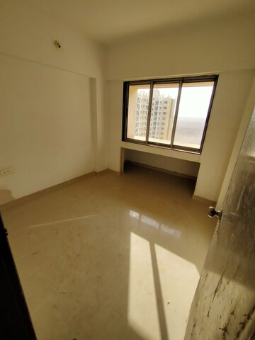 Room in 1.5 BHK Apartment at Ekta World Parksville, Virar West – for Sale