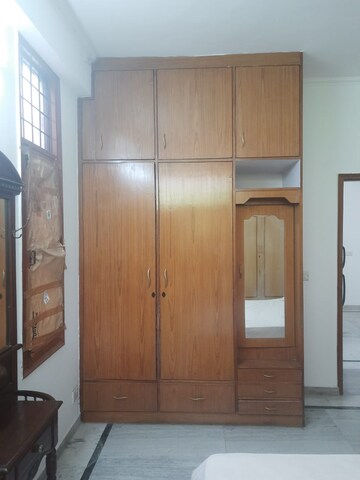 Bathroom in 3.5 BHK Builder Floor at Ardee City, Sector 52 – for Sale