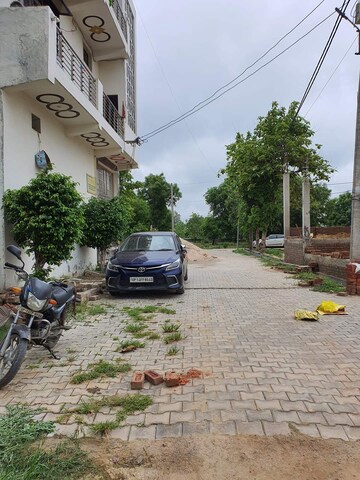  Plot – Exterior View View at Neelkanth Vatika, Dhoom Manikpur - for Sale