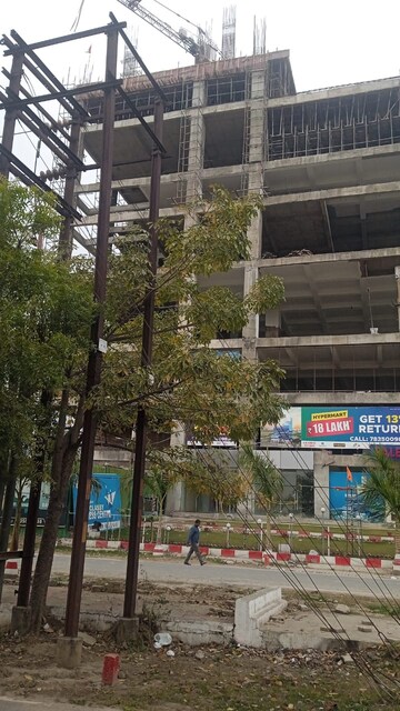  Shop – Exterior View View at Delta I Greater Noida - for Sale