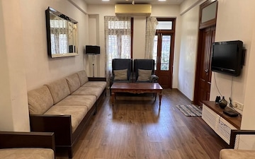 3 BHK Apartment For Sale in Napeansea Road