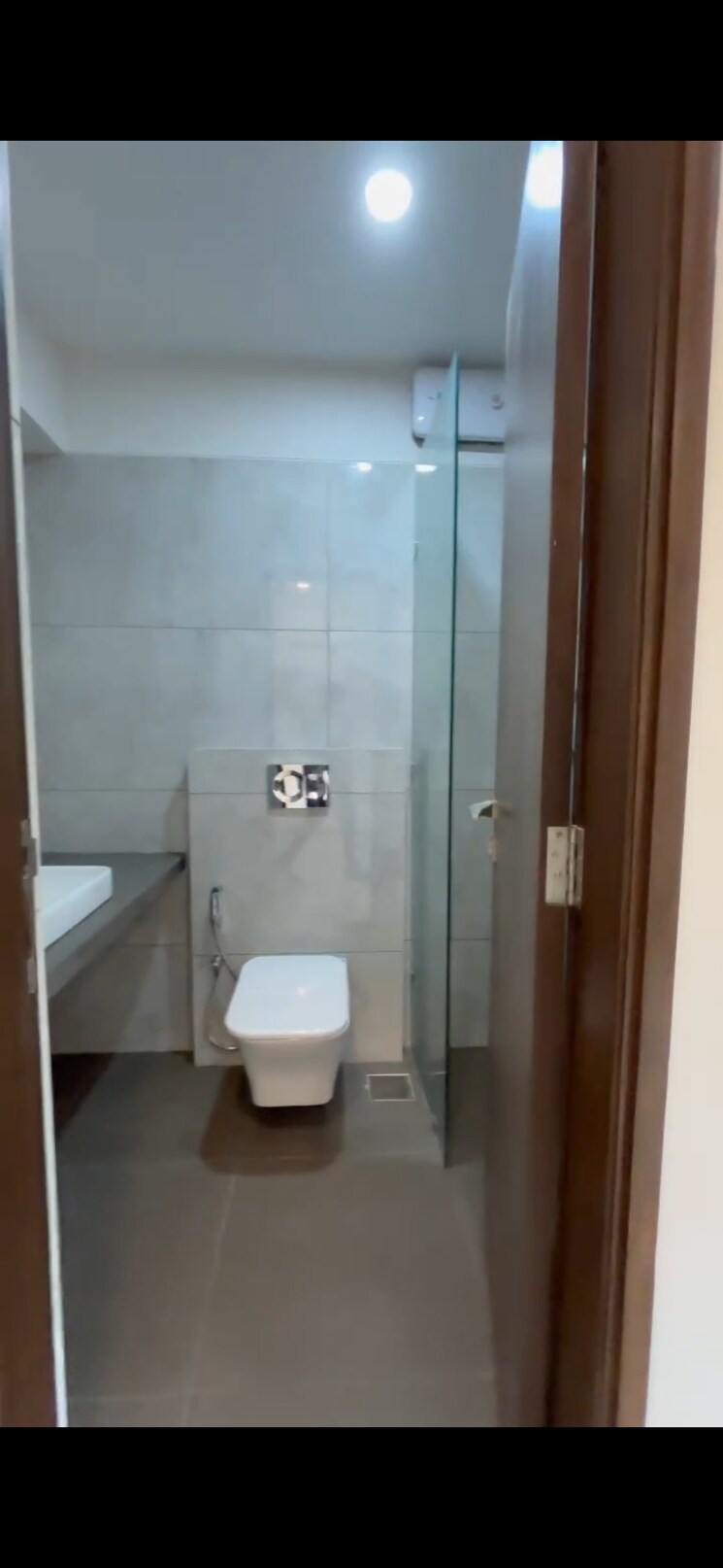 Bathroom, options-kinara 4 Bedroom 1691 Sq.Ft. Apartment In Juhu Mumbai 7272648