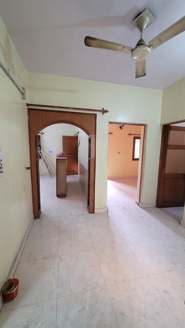 Master Plan in 2 BHK Builder Floor at Dilshad Garden – for Sale