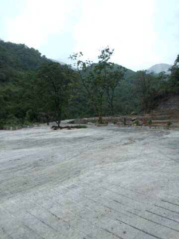  Plot For Sale in Mussoorie Road