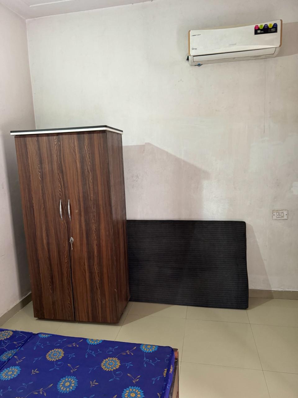 1 BHK Apartment For Rent in NK Savitry Enclave Vip Road Zirakpur  7273220