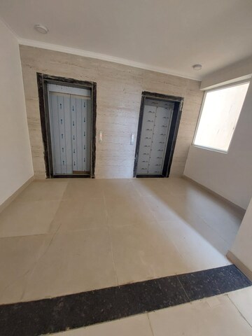 Lift in 2 BHK Apartment at Tejas Greenberry Signatures, Vrindavan Yojna – for Sale