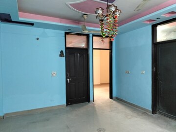 Room in 3 BHK Builder Floor at Sector 49 – for Sale