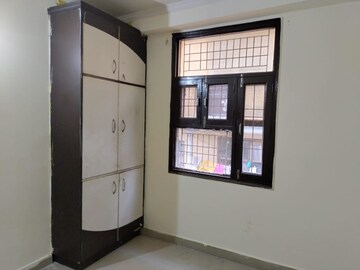 Room in 3 BHK Builder Floor at Sector 49 – for Sale
