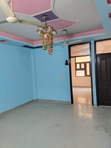 Room in 3 BHK Builder Floor at Sector 49 – for Sale