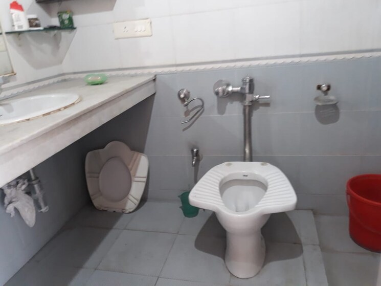 Bathroom, windsor-avenue 4 Bedroom 2000 Sq.Ft. Apartment In Wanowrie Pune 7273467