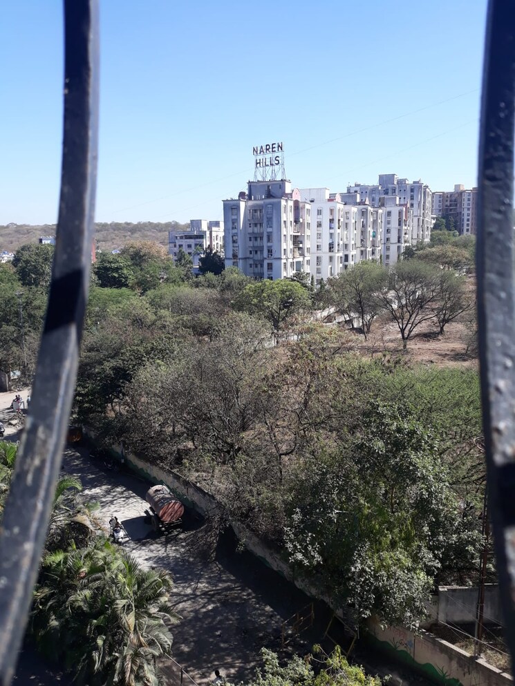 Garden, windsor-avenue 4 Bedroom 2000 Sq.Ft. Apartment In Wanowrie Pune 7273467