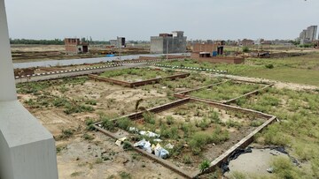 Plot Area in  Plot at Wazirganj – for Sale